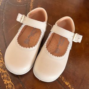 Angelitos beige Mary Jane’s sz22